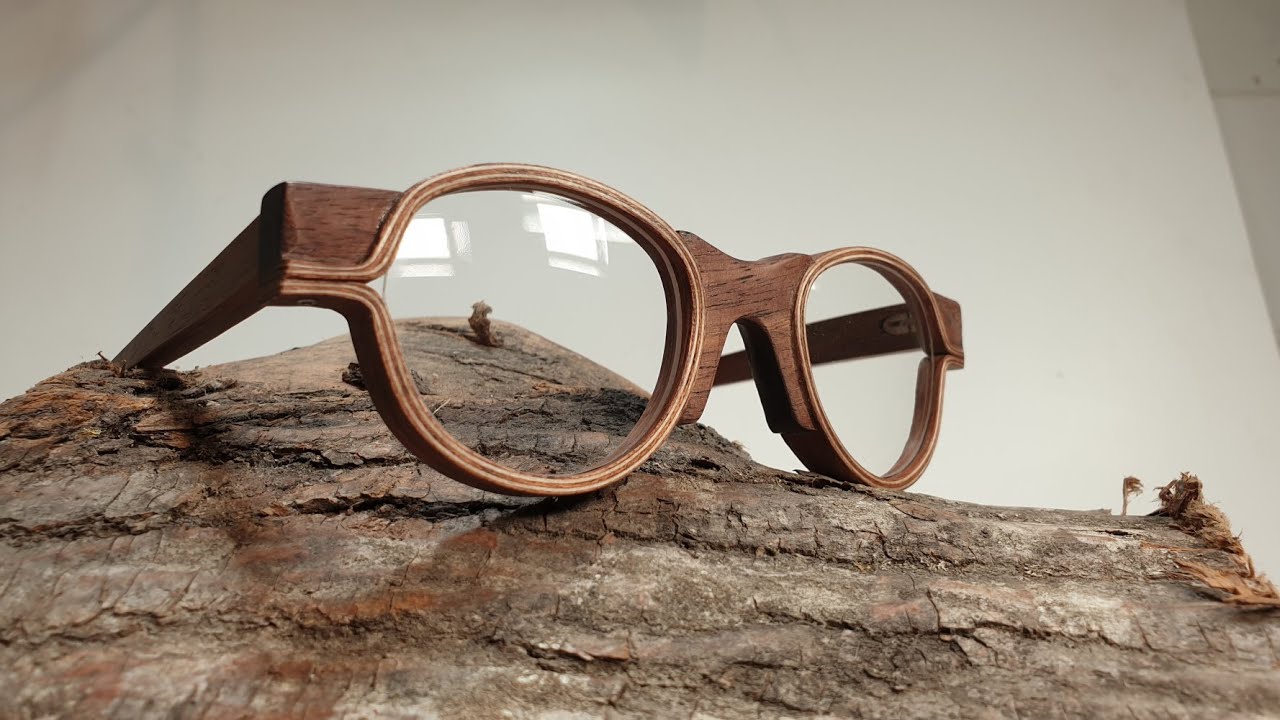 Design eyewear -  bending veneer to spectacle frames. Walnut and Maple laminated trendy eyeglasses.