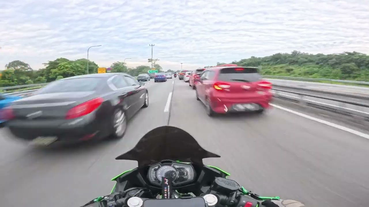 Ninja 250 sesuai buat harian | Kawasaki Ninja 250 ABS