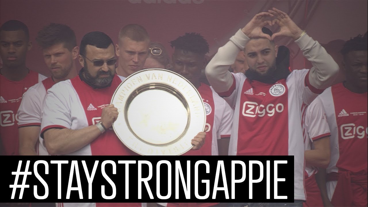 Ajax draagt 34e landstitel op aan Nouri | HULDIGING