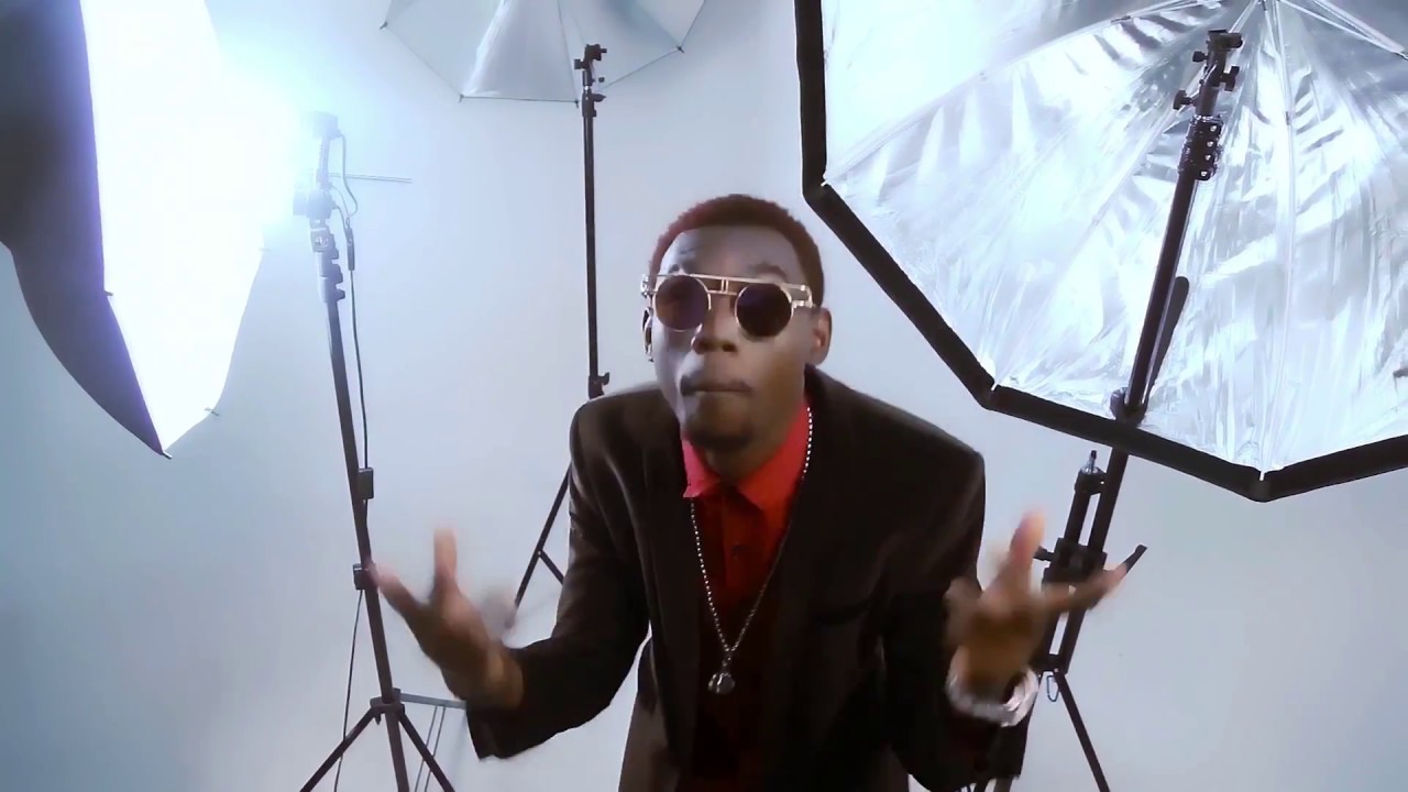 Zyon Stylei - PHOTO [Prod. By Giskard 16] (Clip Officiel)