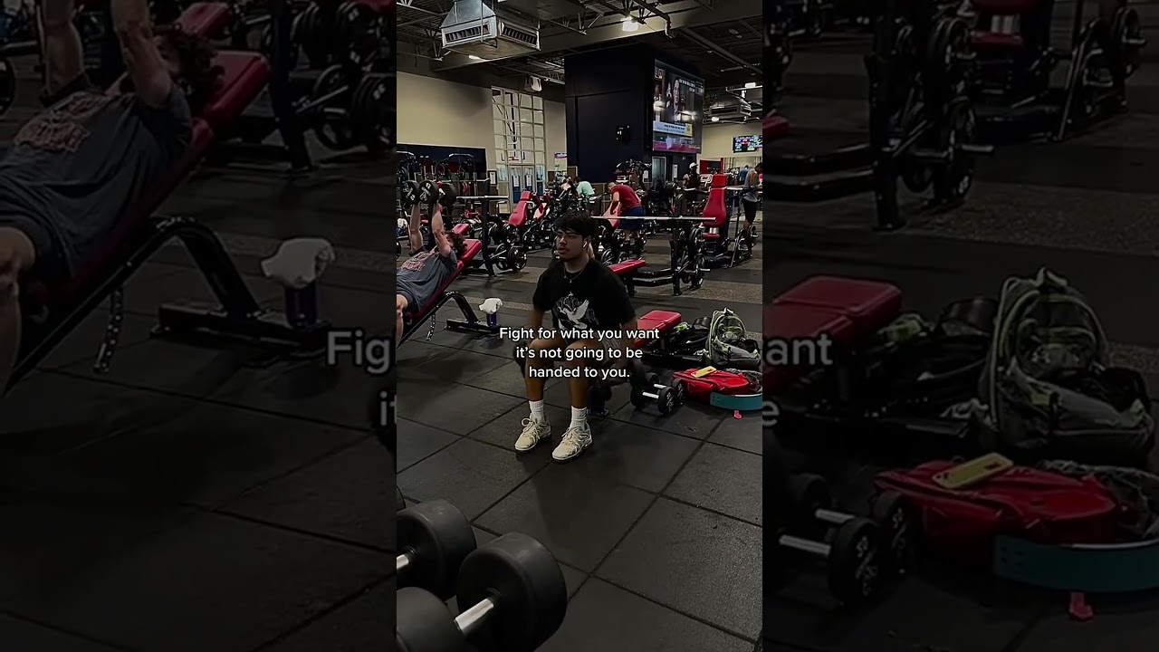 Gym Motivation: Transforming Effort into Results#gymmotivation #fitnessjourney