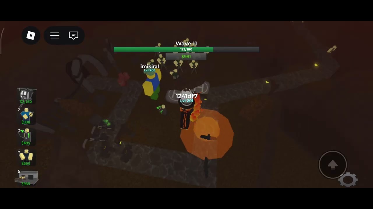 Duo hallowen event final wave run/base tower defense