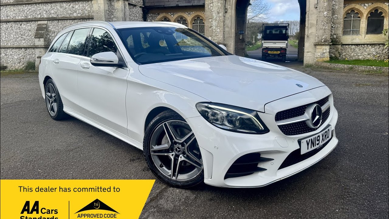 Качественный подержанный Mercedes C200d AMG Line 2019 года выпуска, универсал / Browns Autos / Бр...