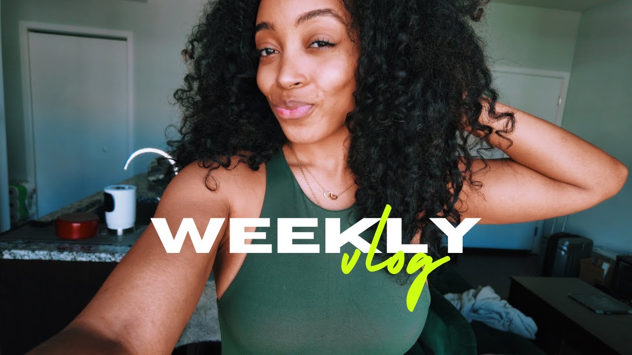 Balancing Freelance Graphic Design & Content Creation | VLOG