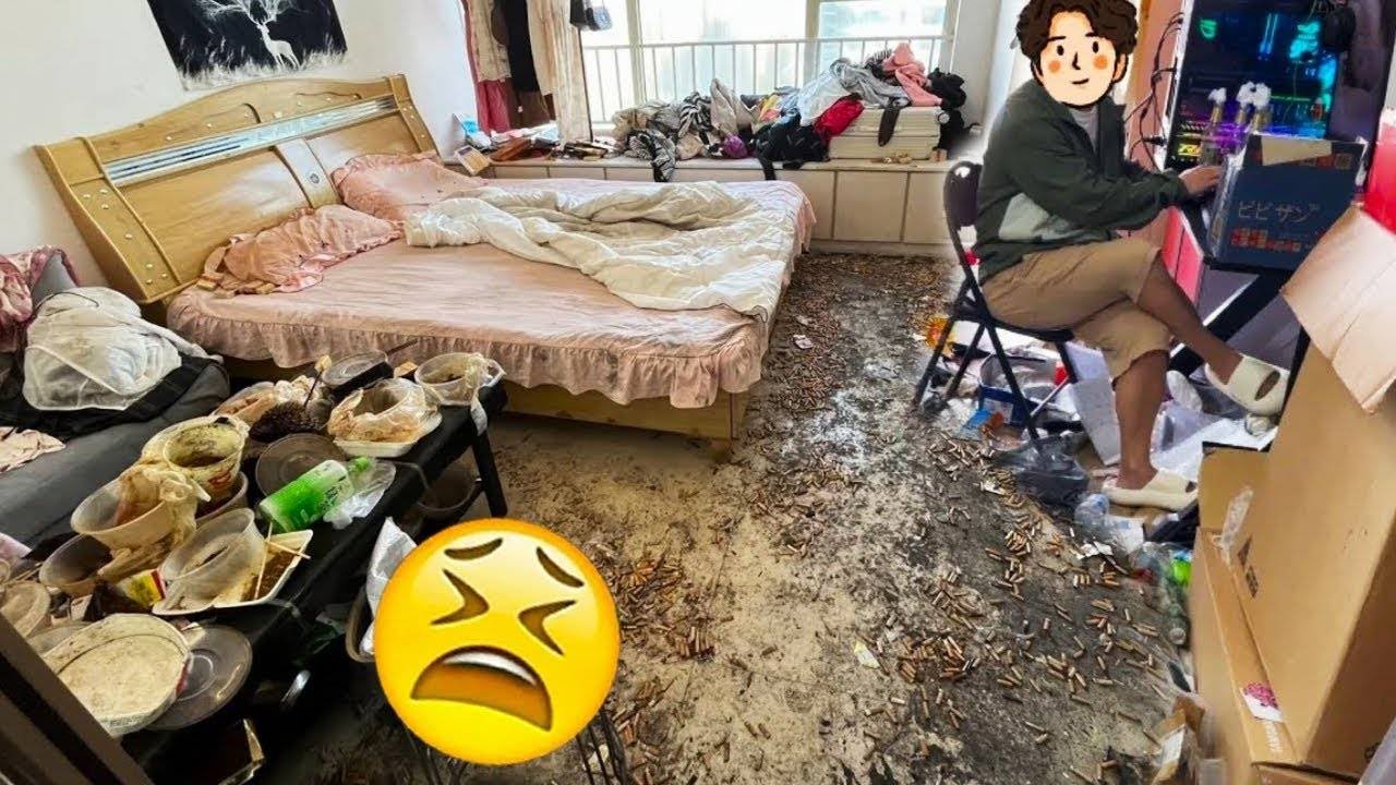 Omg😱Chaos And Rot🤮A Man's Terrible Living Habit  Full Of Trash And Bottles