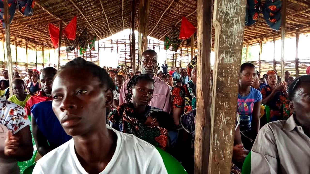 IGREJA PENTECOSTAL DEUS É FIEL COM EU POVO-GRUPO CORAL JERUSALÉM-UKITENDA WEMA