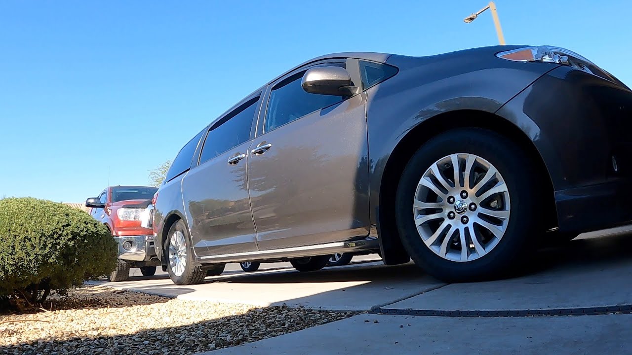 2017 Toyota Sienna Oil Change DYI