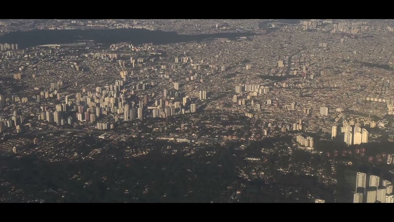 @azulinhasaereas 4145 Stunning #goaround  into São Paulo 🇧🇷 #congonhas #cgh #mustwatch
