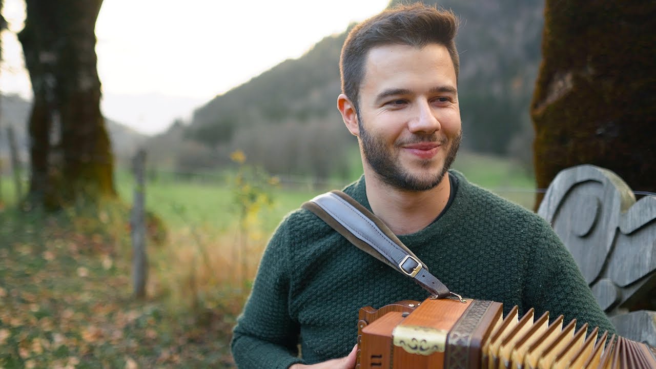 Nanna Boarischer - Steirische Harmonika & Gitarre - Volksmusik - DAXN