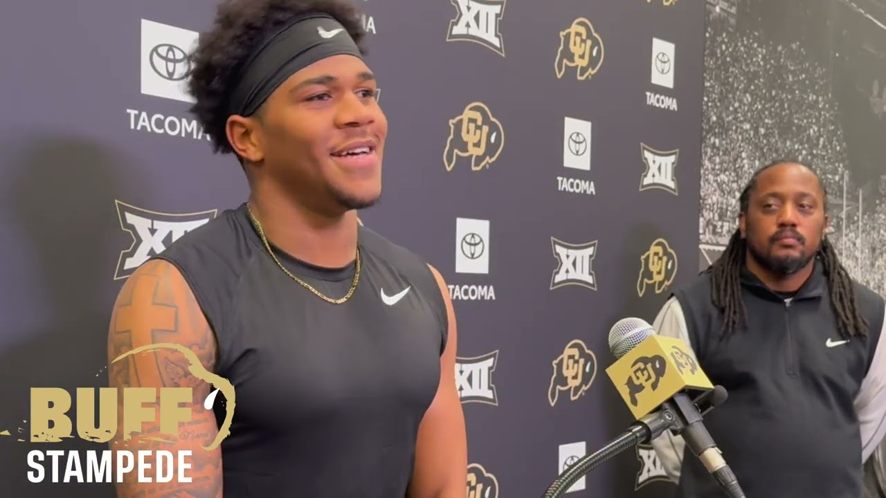 Наэтен Митчелл, перешедший в команду на позицию сэйфти, привлекает к себе внимание во время своей...