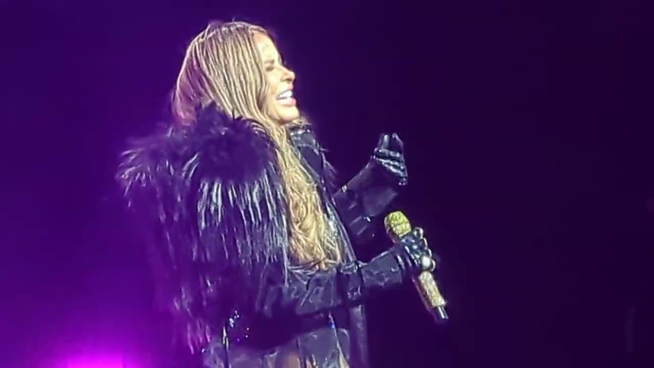Gloria Trevi - Todos Me Miran en vivo desde Puerto Rico (Choliseo) 26 de abril de 2024