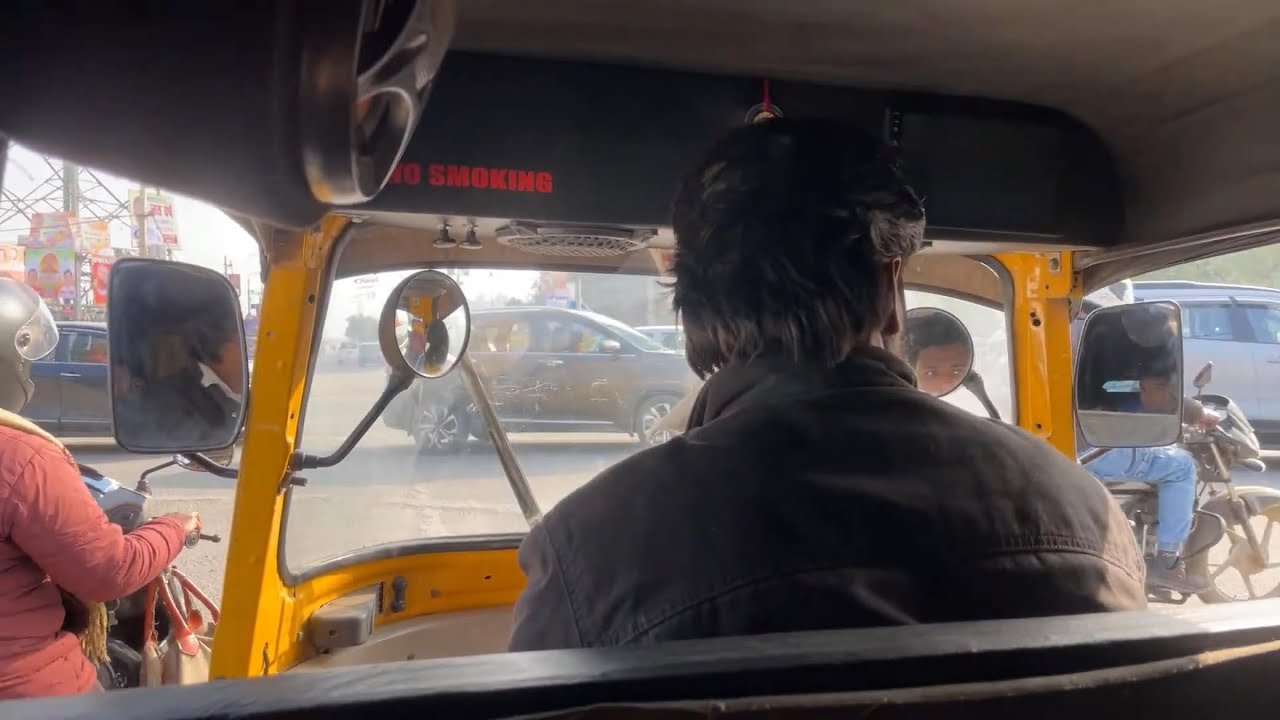 🇬🇾 Driving around India in a Rickshaw 🛺 🇮🇳