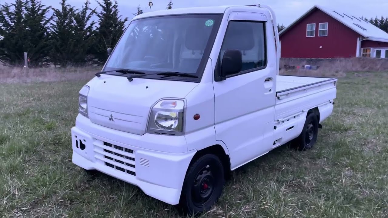 2000 Mitsubishi Minicab Kei truck Aero Kit 4WD Hi Lo MT5 and Automatic 4 spd EFI AC PS 21,000km U62T