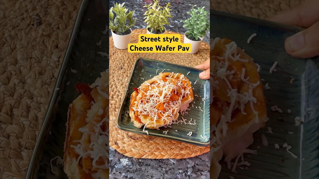 Street Style Cheesy Wafer Pav🧀🍞💕