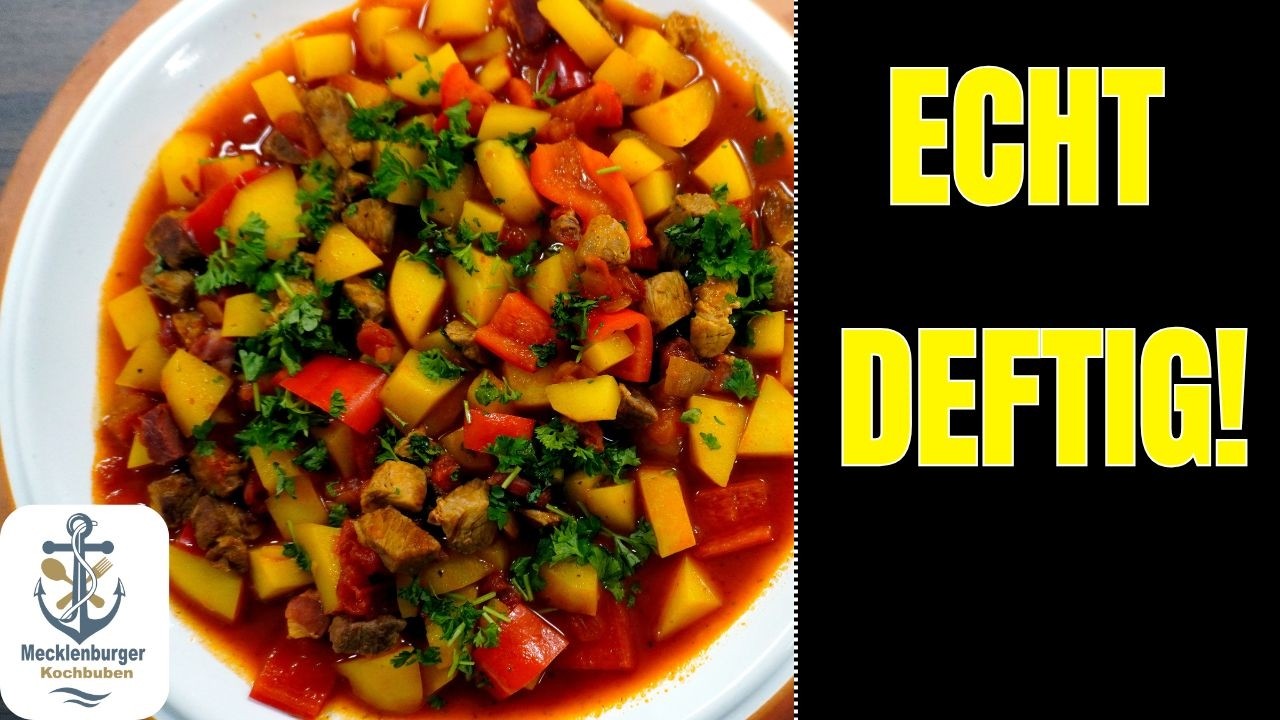 Kartoffelgulasch: So muss es schmecken! Deftig & einfach