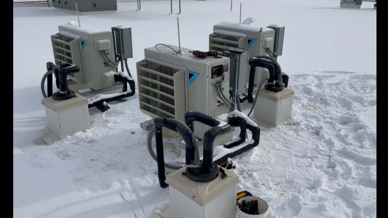 Daikin Heatpump no heat???  #Daikin #heatpump #heating #HVACEXPLAINED #cooling #steamfitter #hvac