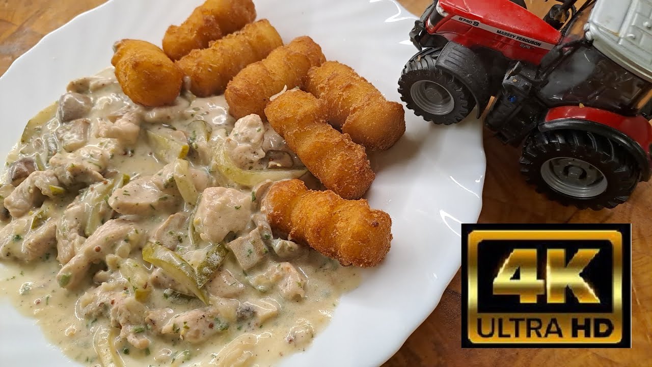 Stroganoff pulykamell , nagyon gyorsan kész van és rendkívül finom .-)