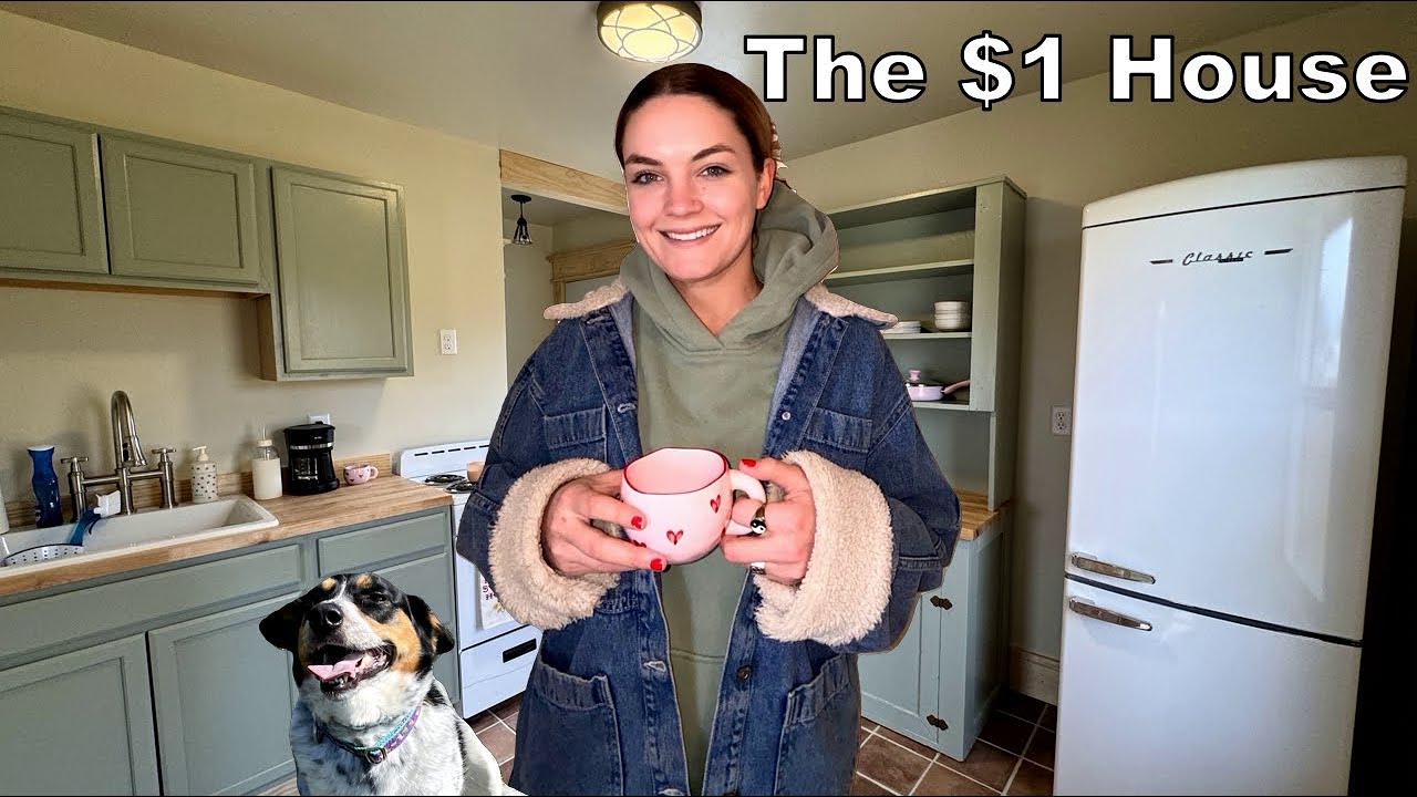 My $1 House: MOVING IN!! (Week 32)