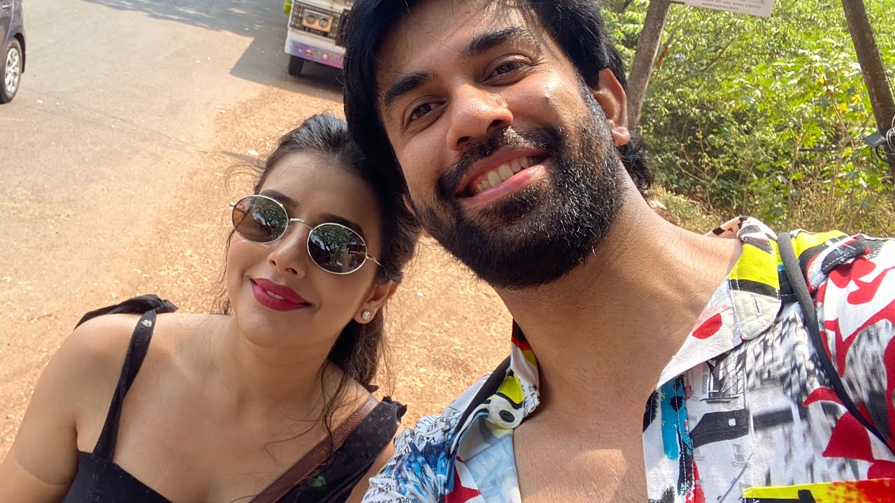 WIFE KE SAATH HUM PAHONCH GAYE GOA 🥳 | PART 1