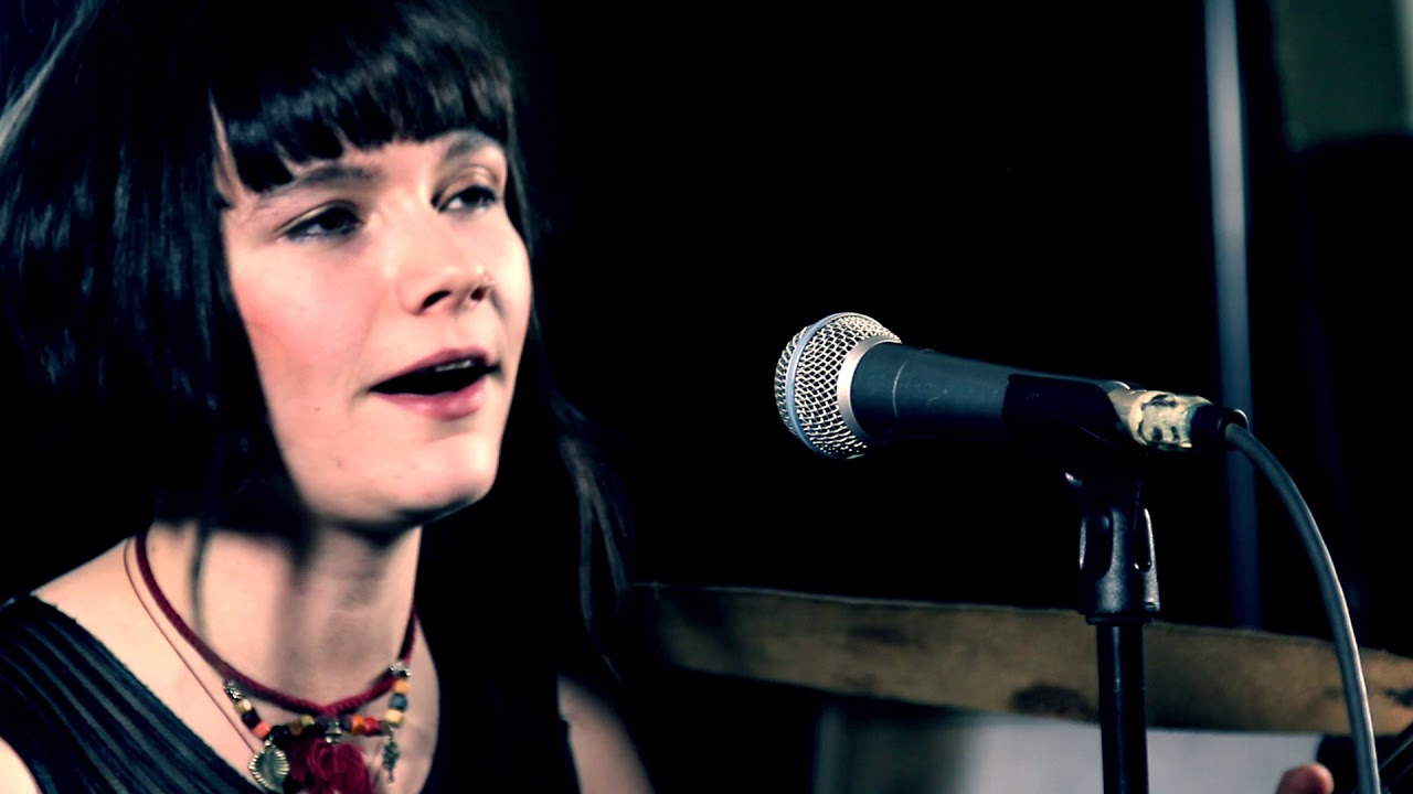 [Live @ jenseits] Adaya – Acoustic Friday