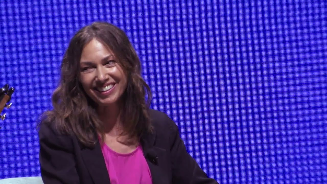 Susanna Hoffs: From Pop Star to Novelist