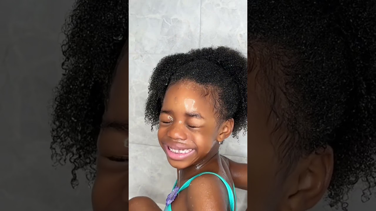 Her 4c hair wash routine / easy kids natural hairstyle / rubber band hairstyle