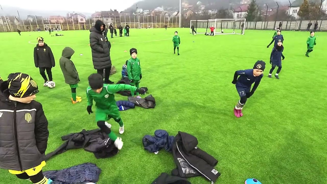 ФА Ревера (2) vs ФК Карпати (білі) – Lviv Champions Cup – U9. Львів 21.12.2025р