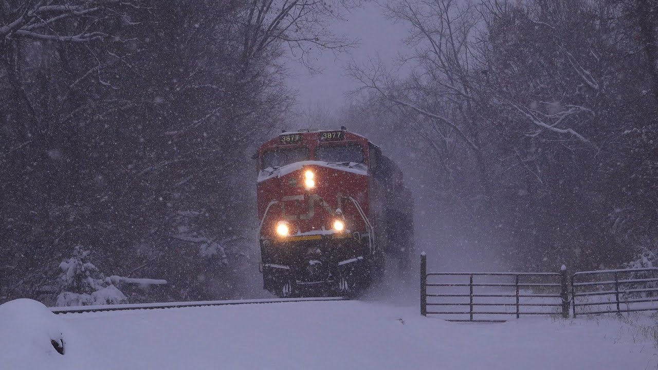 The Snow Came Early This Year! Trains in the Snow Around Decatur, IL