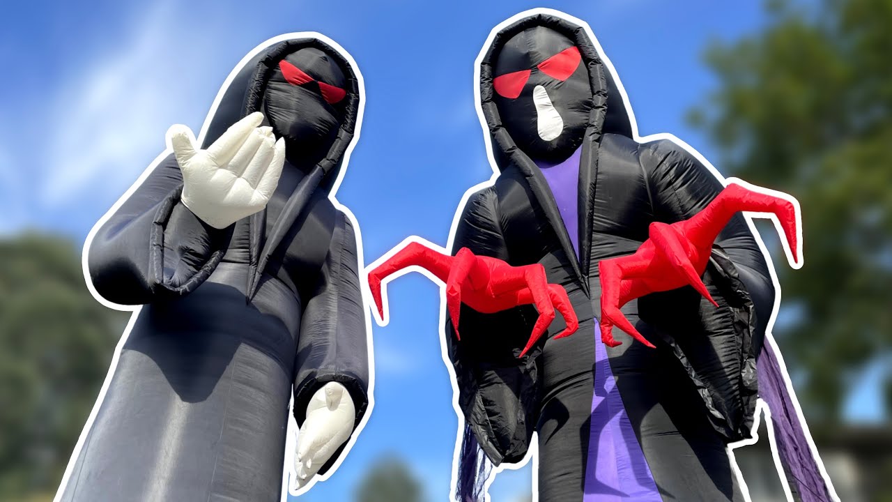 Which Is Better? | Gemmy Airblown Inflatable 16' GOTHIC REAPER Review/Comparison! (2013 vs. 2018)