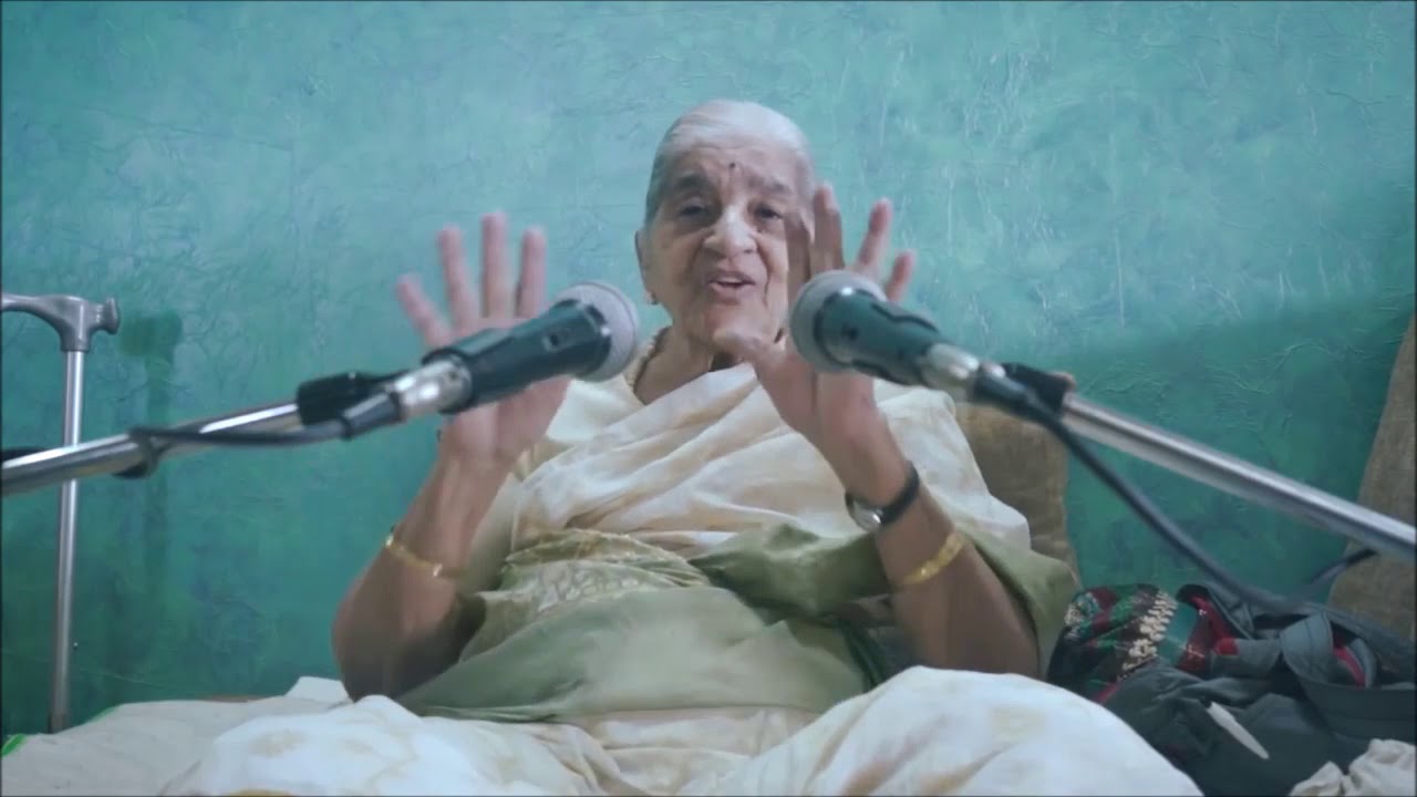 Smt Sumati Tai Bapat Yancha swanubhav ( A wonderful Gajanan Mauli's divine Experience in Shegaon )