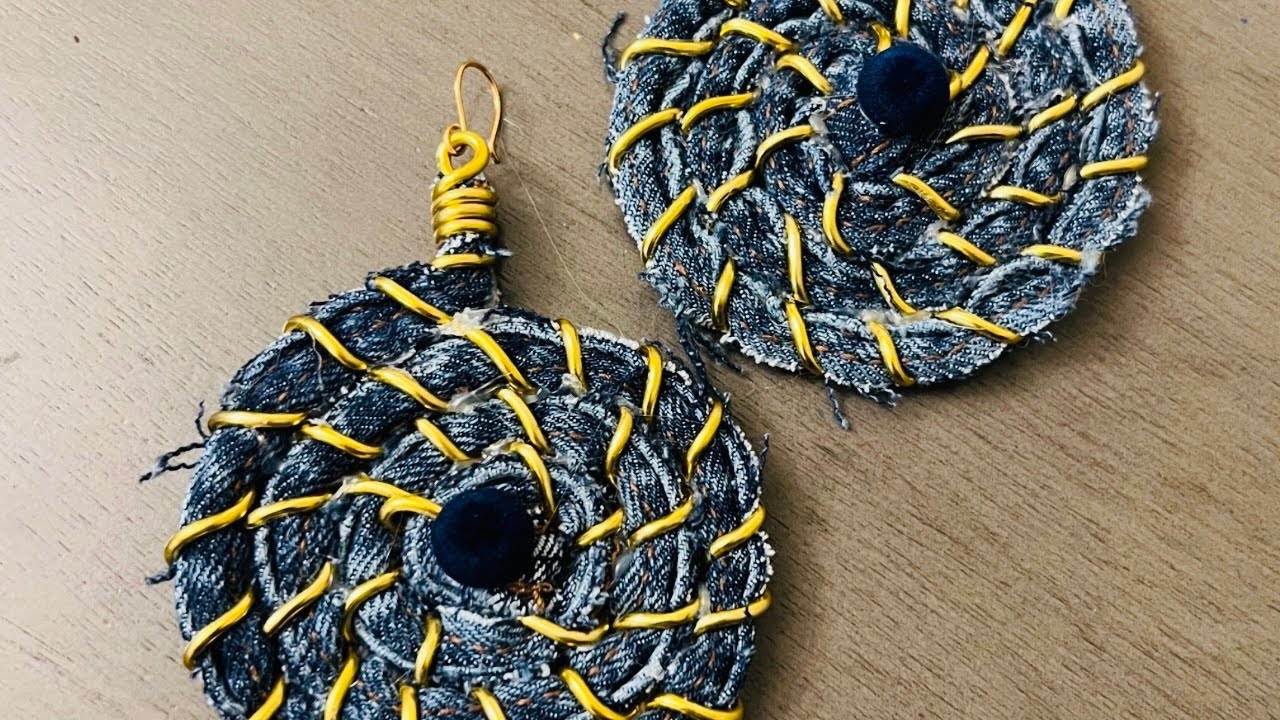 How to make recycled denim earrings with an abstract look ￼