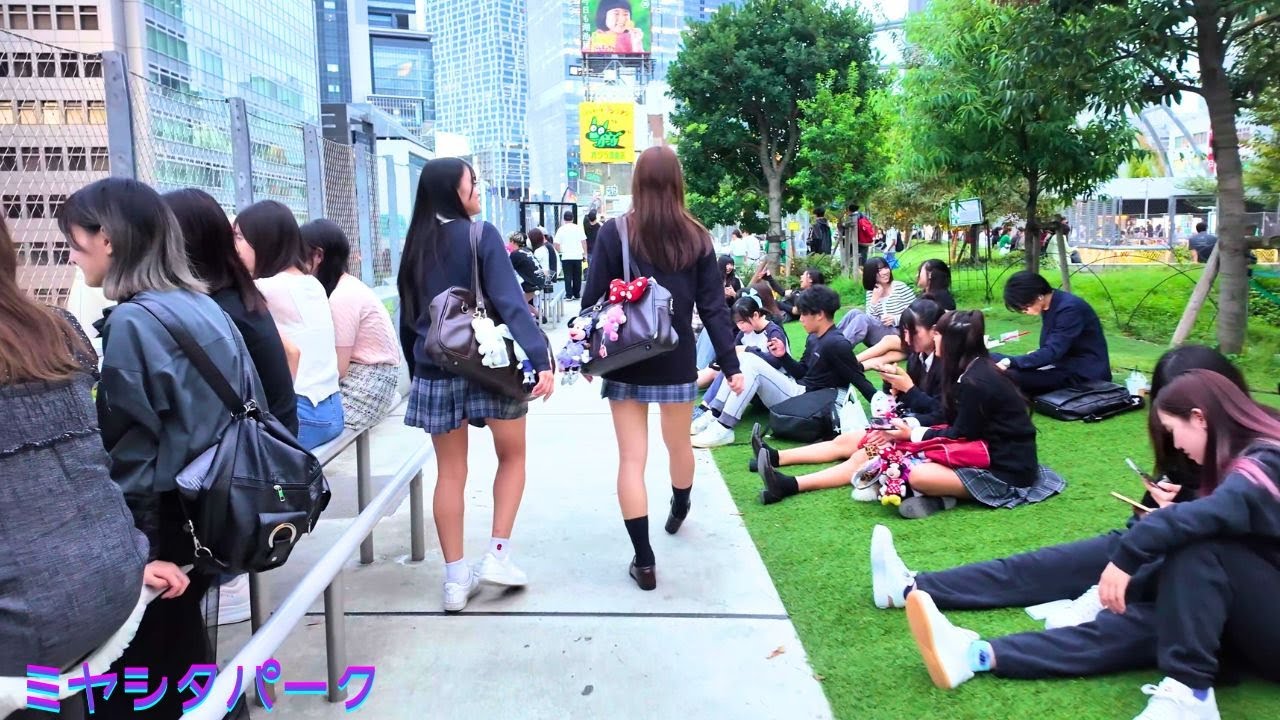 𝟜𝕂 Super Busy!! Sunday's 𝕊𝕙𝕚𝕓𝕦𝕪𝕒 Miyashita Park & Event 