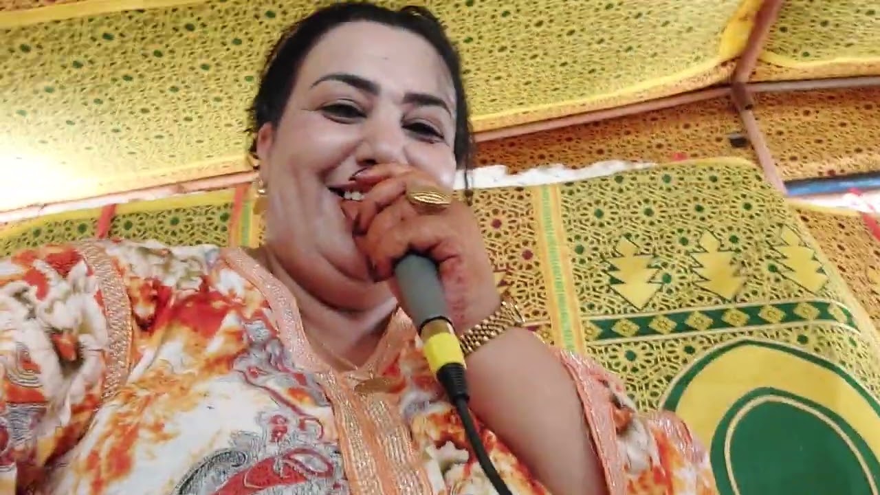 طلق لحمام ايطير .خديجة جديدية والمجموعة الحرشة