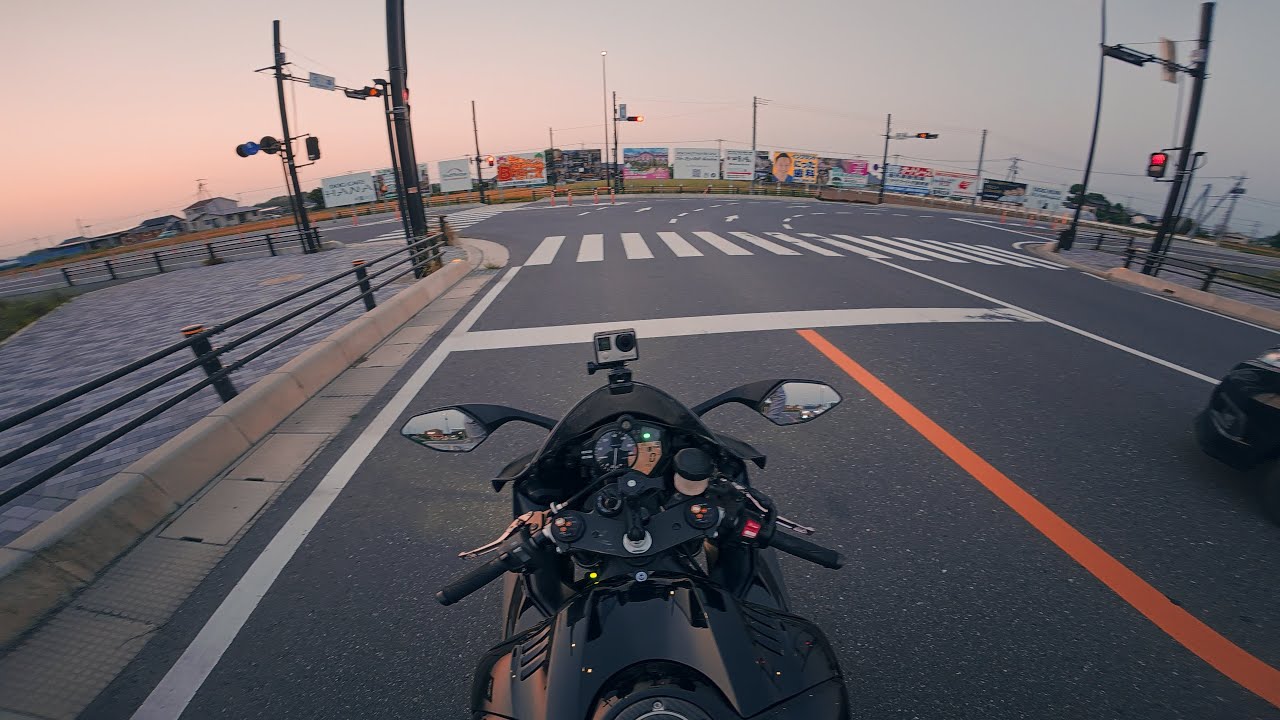 YAMAHA R6 exhaust sound