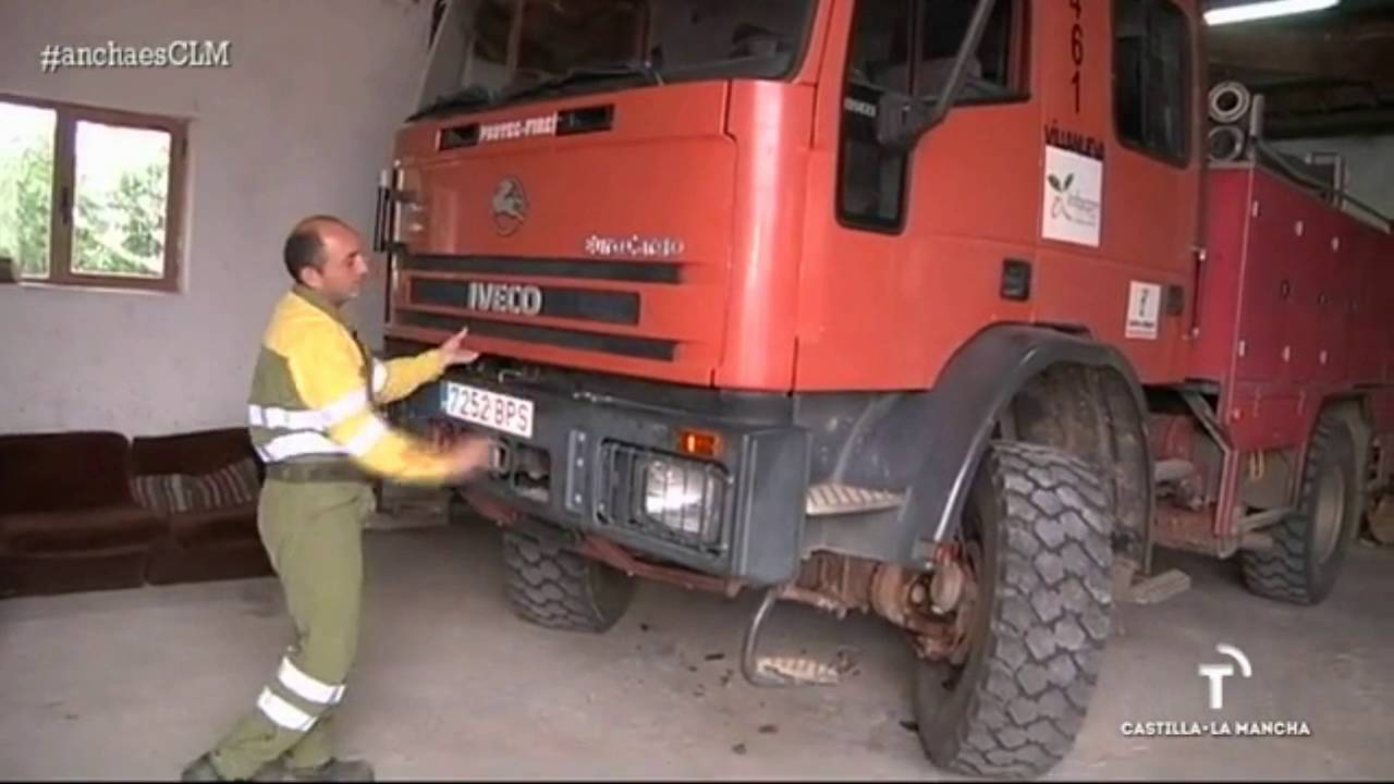 El bombero que ha sobrevivido a dos accidentes de helicóptero. Ancha es Castilla - La Mancha.
