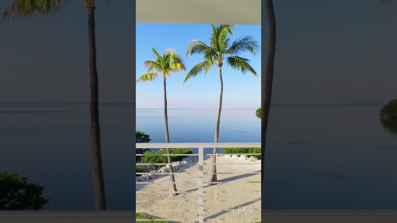 Luxury home with incredible ocean views in Plantation Key, Florida