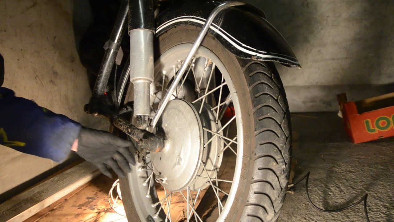 BMW R27 Maintenance, part 4: Front Parts