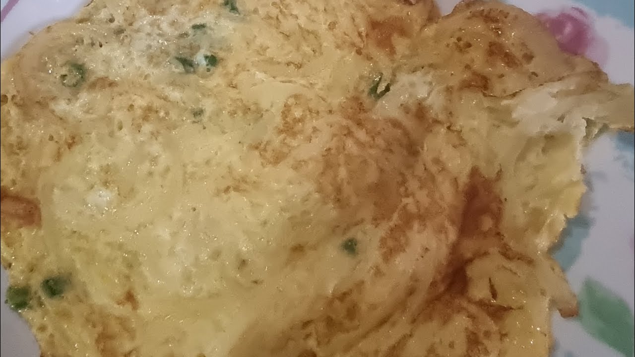 How to make egg omlet onions and green chilli chopped egg or mix little salt. Make pan fry. Testy 