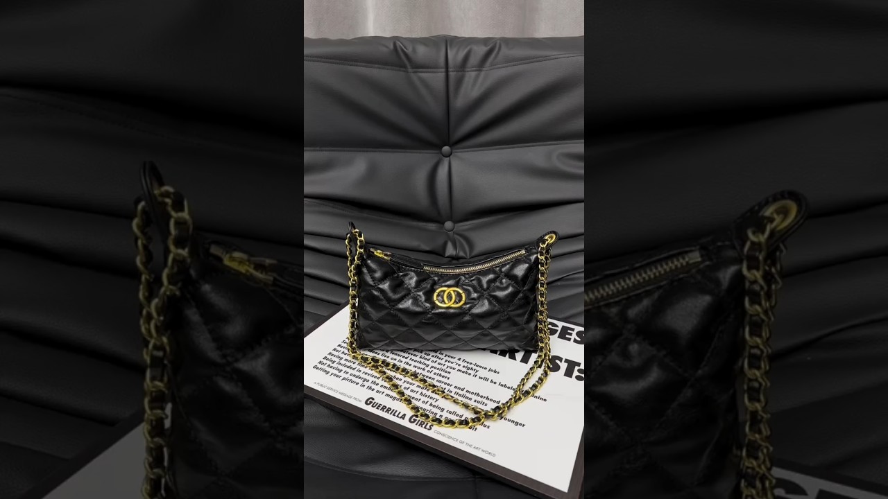 Luxury Style ladies simple black long chain pouch 