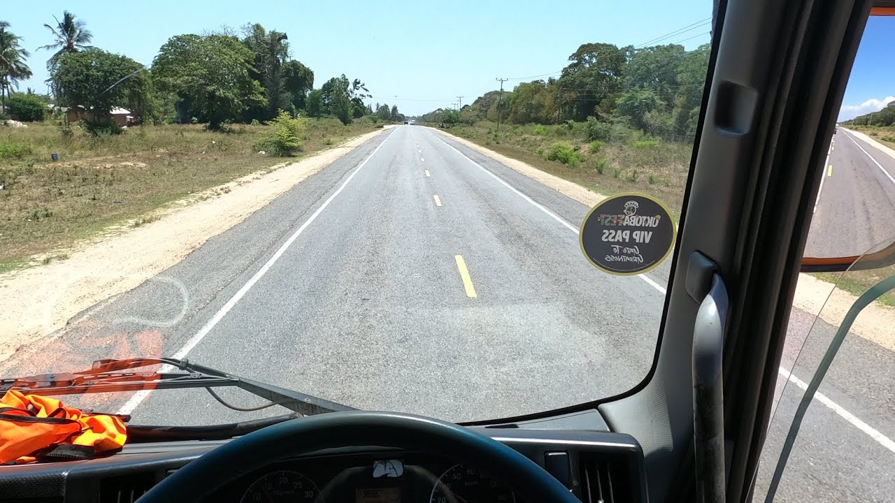 POV truck driving Isuzu frr90 