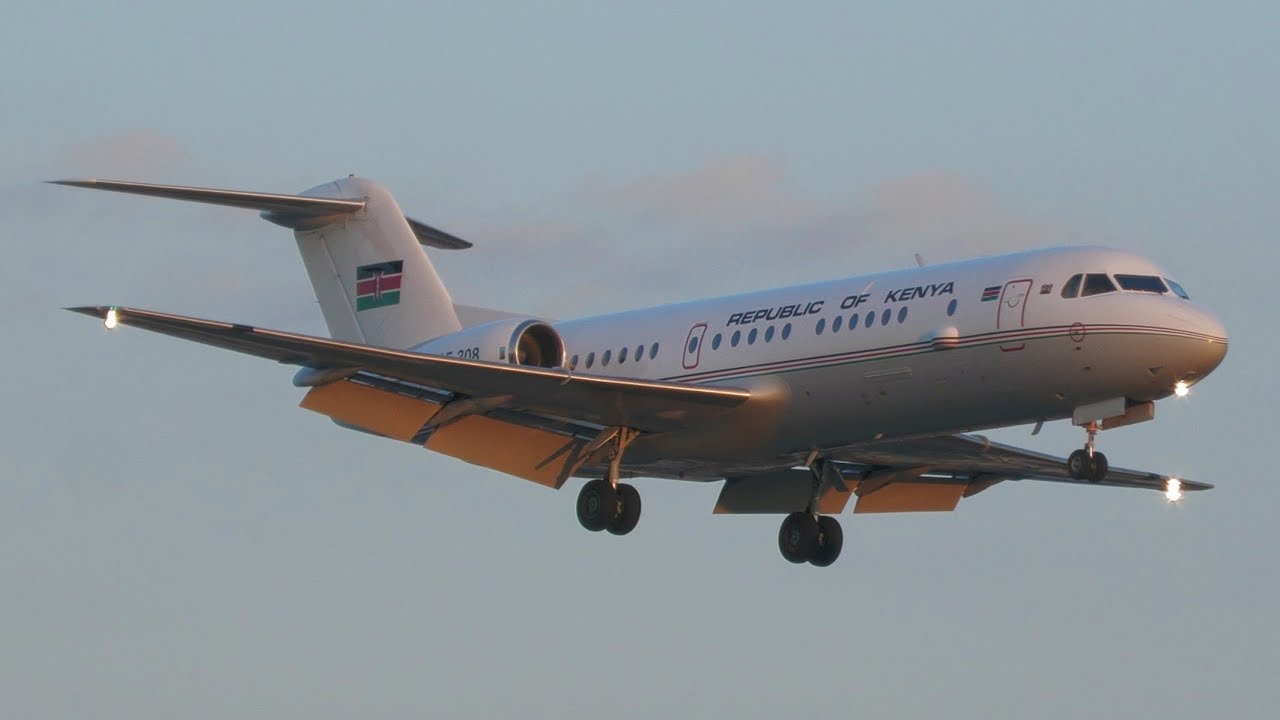 4K | **RARE** Kenya Air Force Fokker 70 KAF308 landing at Geneva/GVA/LSGG