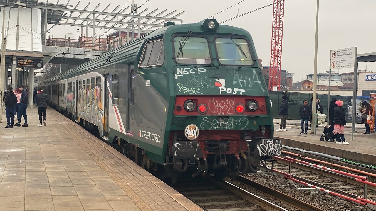 Vari treni nelle stazioni di: Milano Lambrate, Sesto San Giovanni e Milano Greco Pirelli