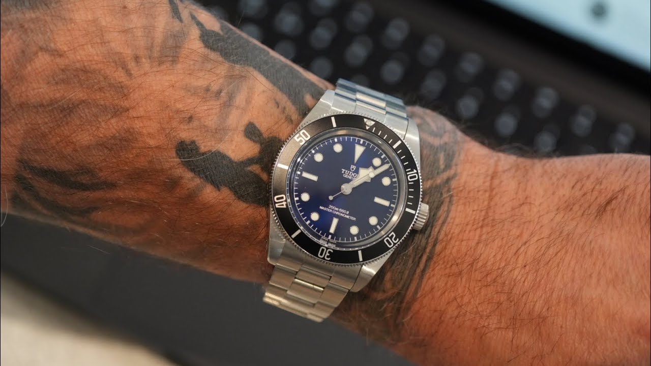 Zegarek Tudor Black Bay 68 43mm Niebieska tarcza ref. M7943A1A0NU-0001 