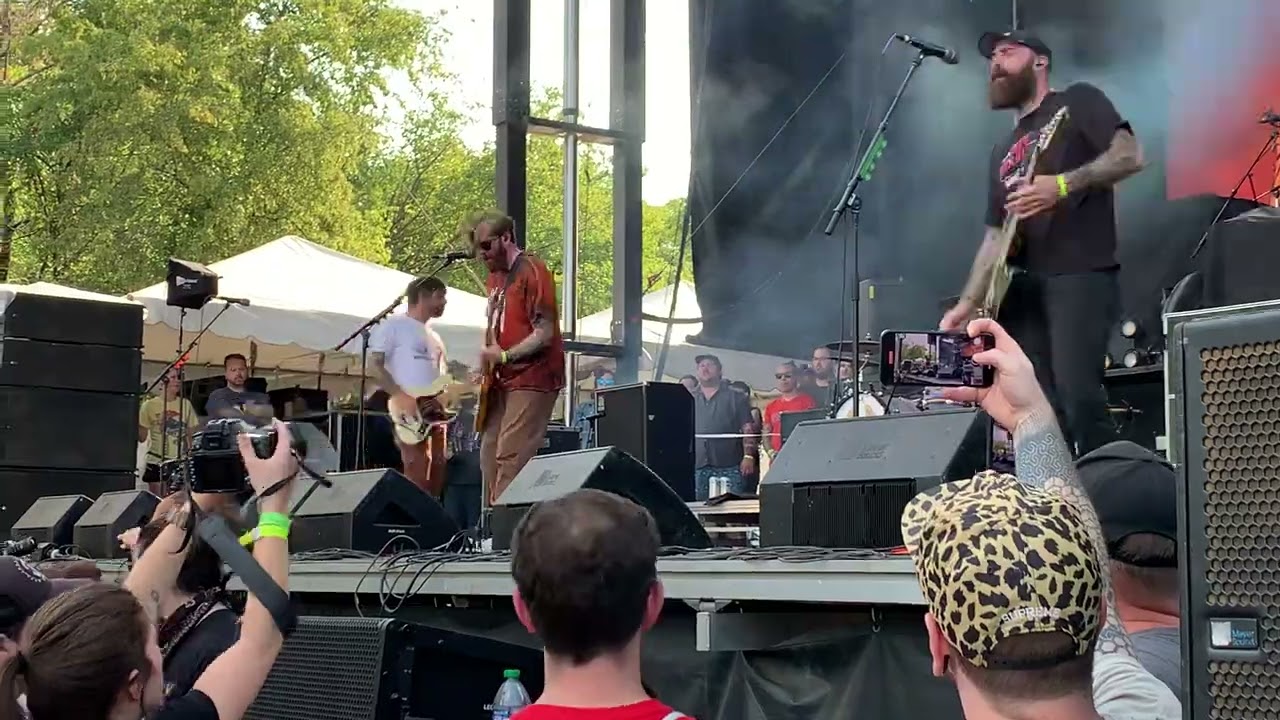 Four Year Strong- Tonight We Feel Alive (On a Saturday)- Furnace Fest 2022- Day 3