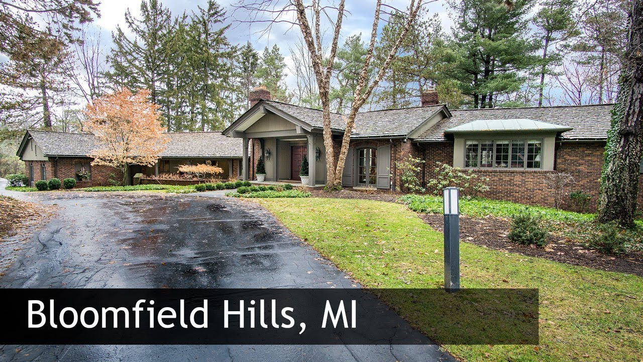 3737 Lakecrest Drive | Bloomfield Hills, MI