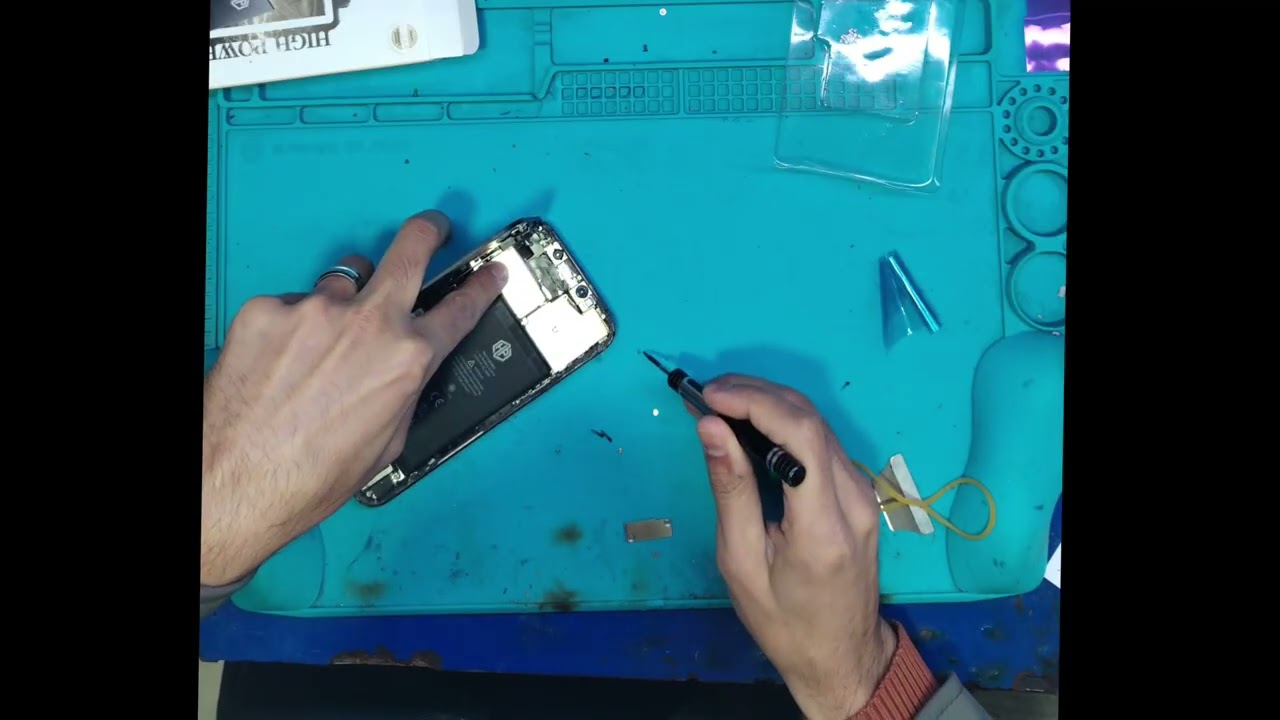 تغير بطاريه ايفون ١٢ مع تلزيق الشاشة فيديو كامل iPhone 12 battery replacement in 5 minutes 