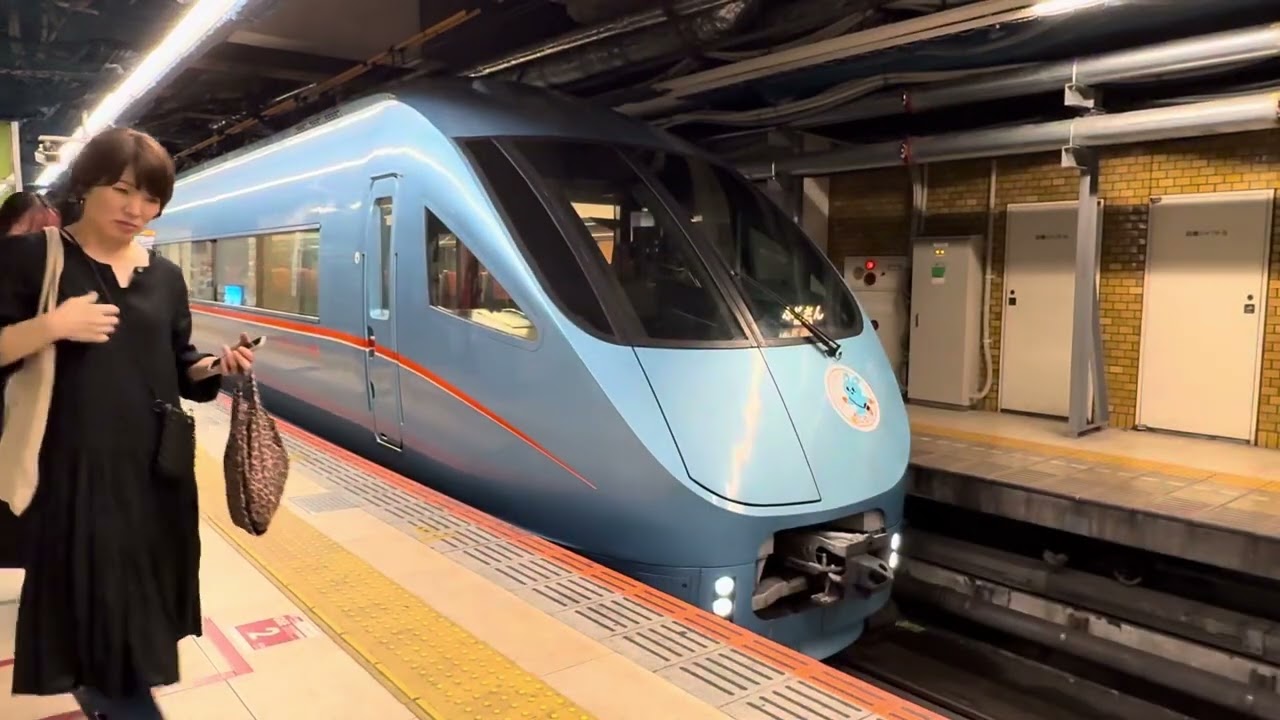 ミュージックホンが壊れる瞬間 小田急ロマンスカーMSE 新宿駅発車