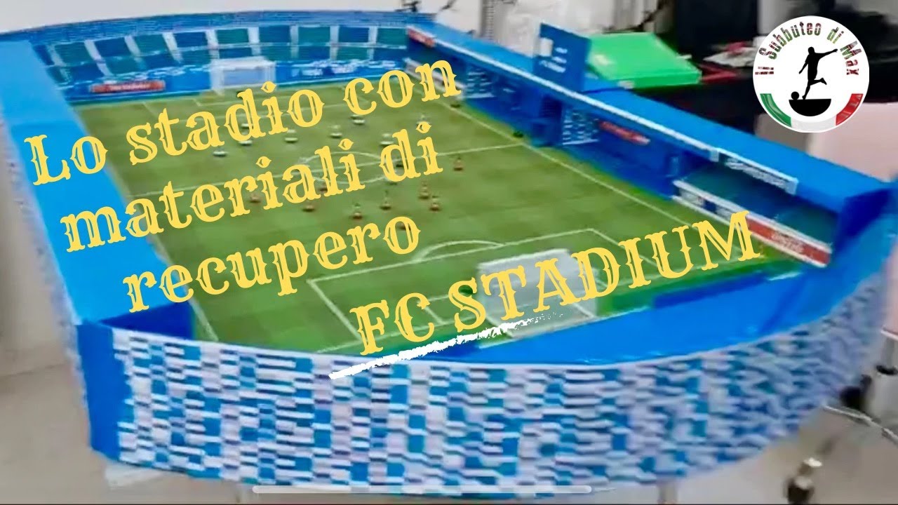 Lo stadio del Subbuteo con materiali di recupero