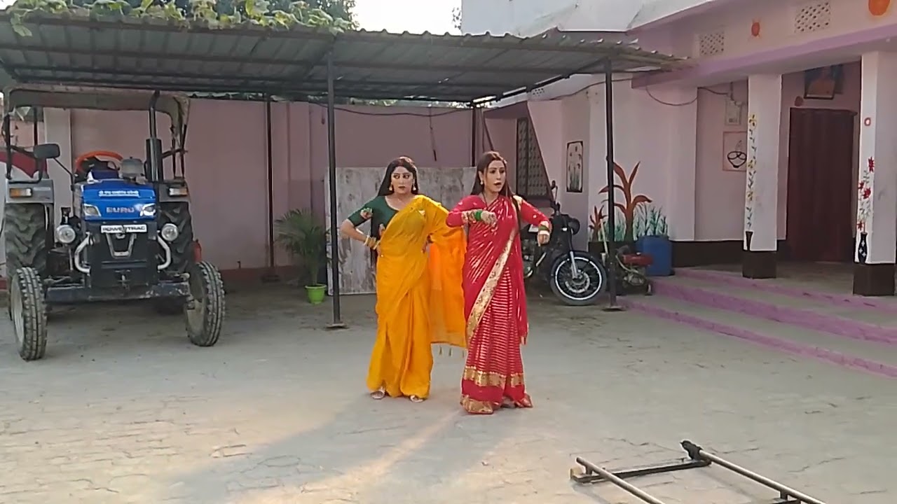 Bhojpuri shooting live dance video @b4ubhojpuri- @SanjanaPandeyVlogs1 #bhojpurisong #funny  #video 