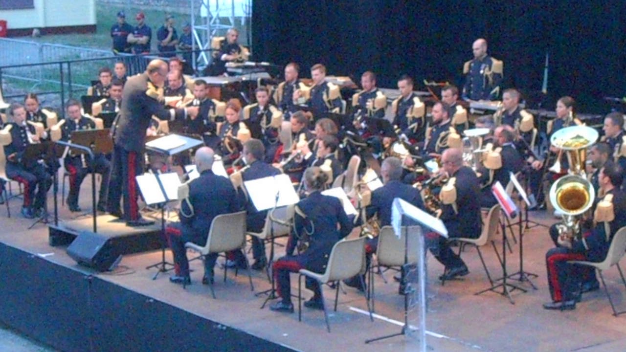 LA MUSIQUE DES TROUPES DE MARINE
